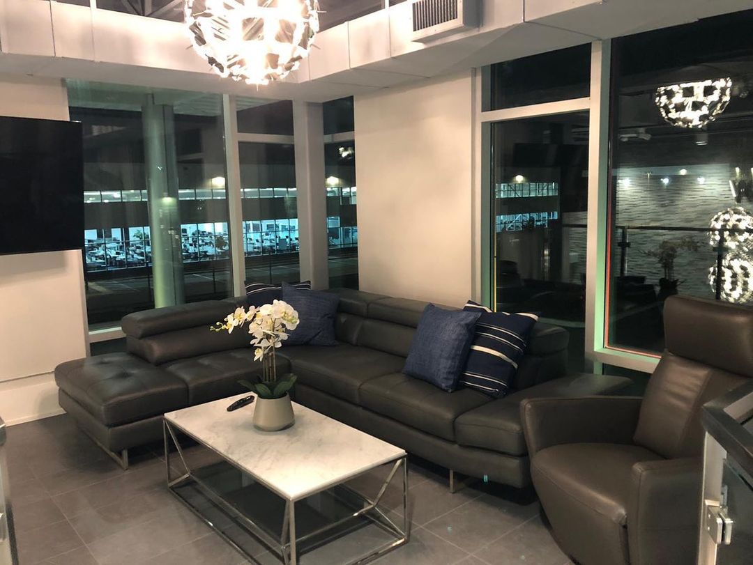 Commercial Renovation: Things That You Need to Know 1 office lounge contractor