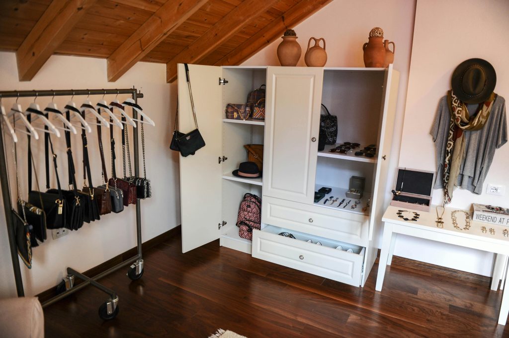 How to Organize Jewellery in a Custom Walk-in Closet or Vanity 2 Custom Walk-in Closets